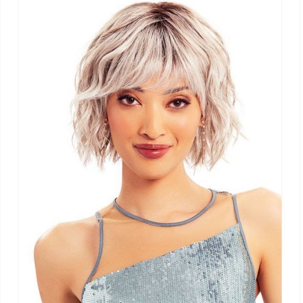 Tressallure wig “Trend” color 52/38/49/R8 | 3 Tones of Grey blended w Dark Roots